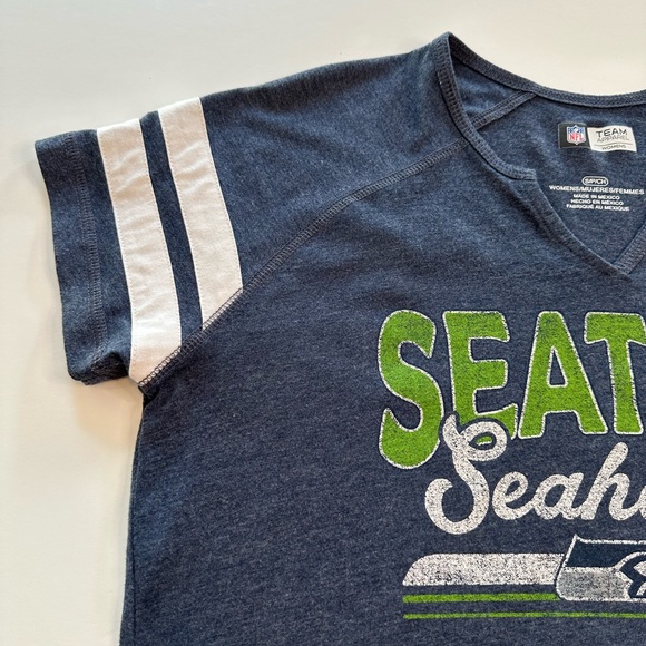 *RELISTED* Seattle Seahawks NFL Team Apparel Blue T-shirt Women’s Size Small - Picture 5 of 11